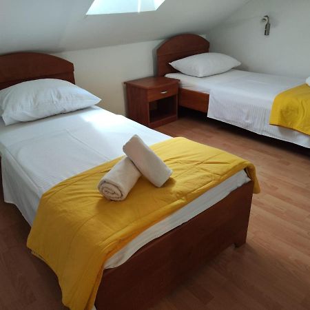 Maja Apartments Trogir Bagian luar foto